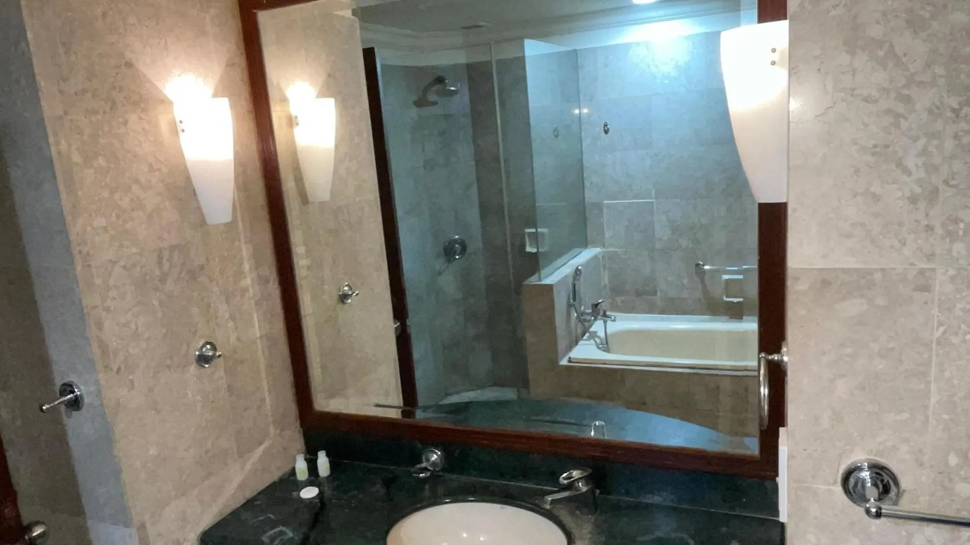 Hundred Hundred Suites At Berjaya Times Square Malaysia Kuala Lumpur 0*,  Malaysia
